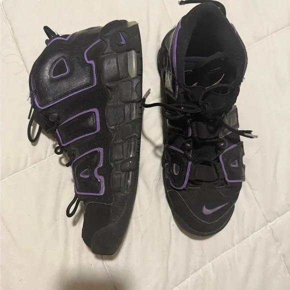 Nike Black and Purple Sneakers - Picture 9 of 11
